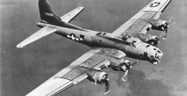 773px-B-17_on_bomb_run